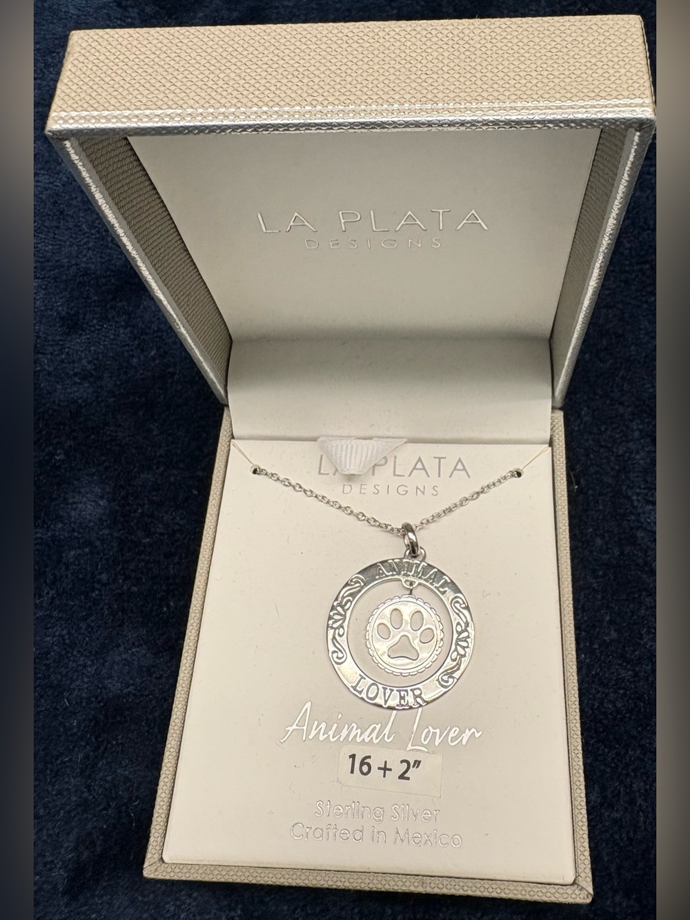 Gorgeous .925 Animal Lover Pendant Necklace NIB